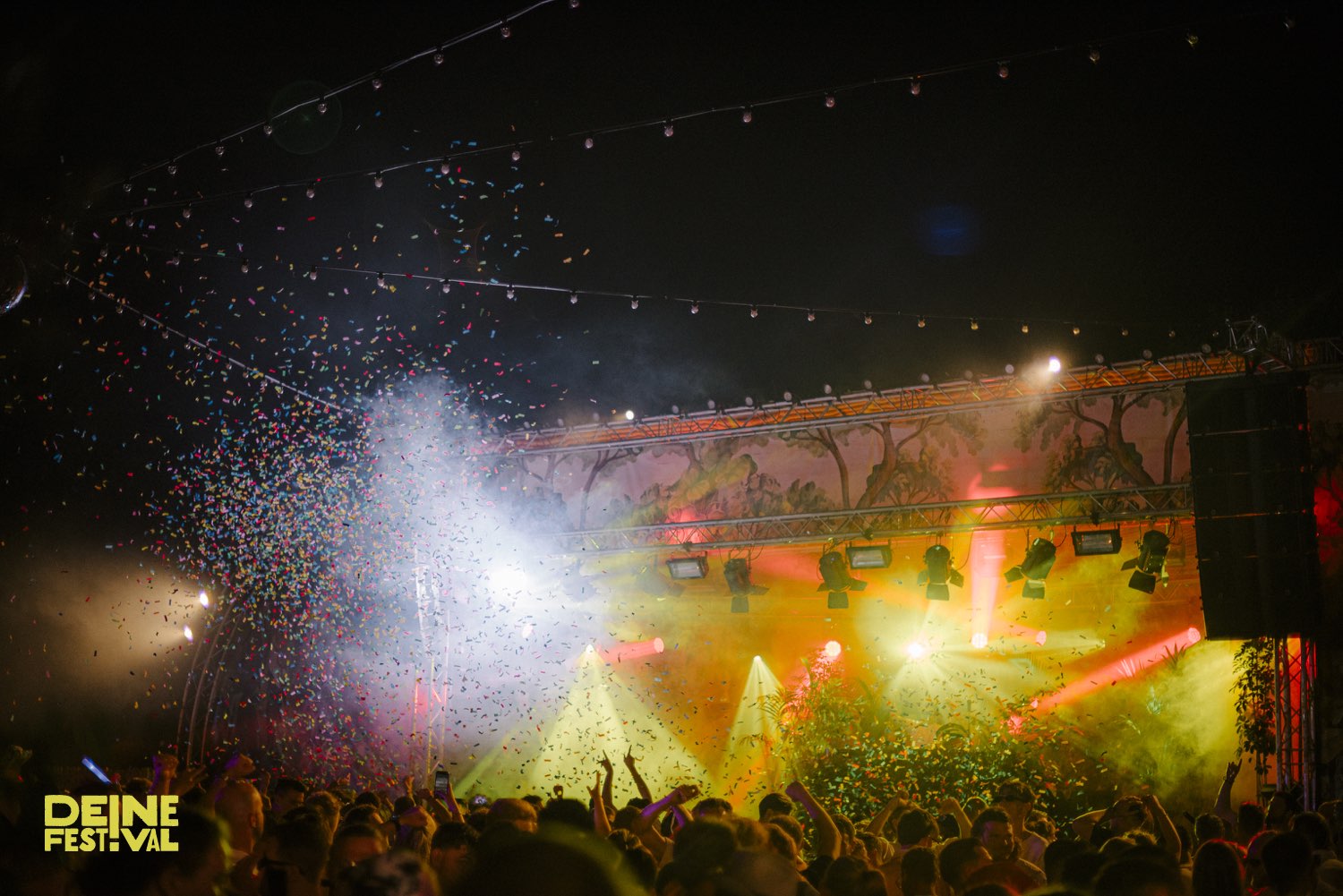 Image gallery marquee