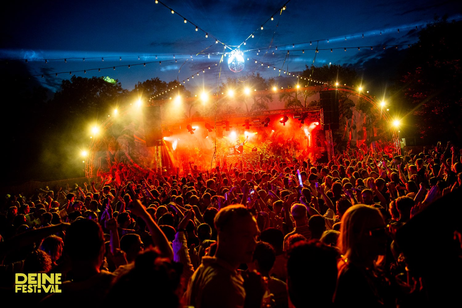 Image gallery marquee